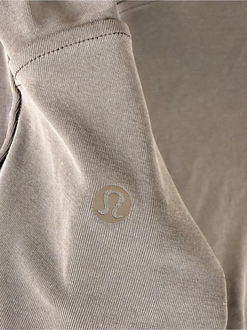 NWOT Lululemon Drapey Softstreme Off the Shoulder Long Sleeve in Espresso Size M
